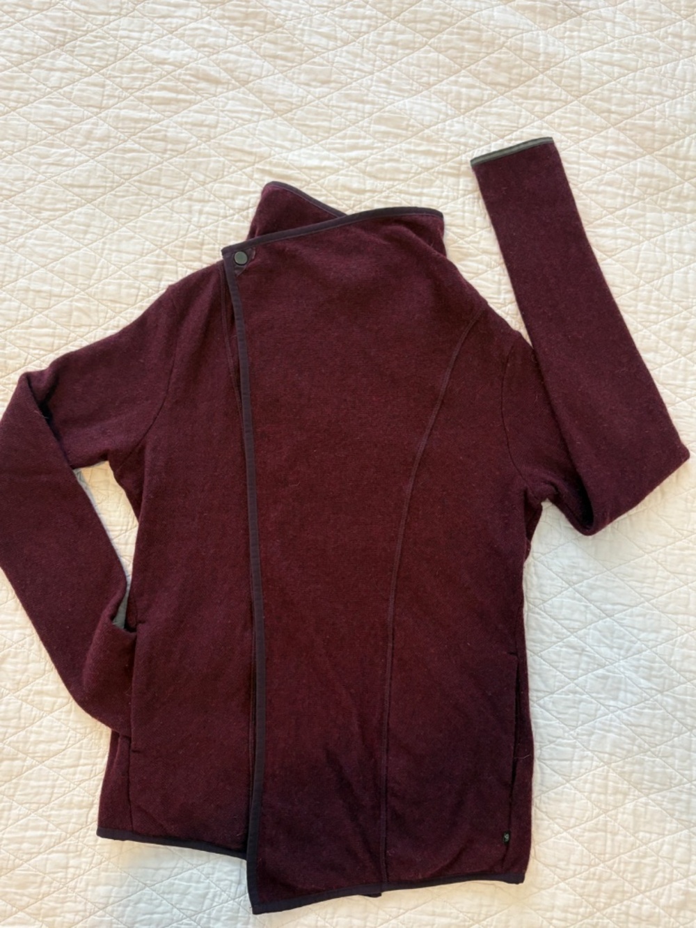 Mountain Hardwear Asymmetric Wrap Sweater Jacket Burgundy Petite